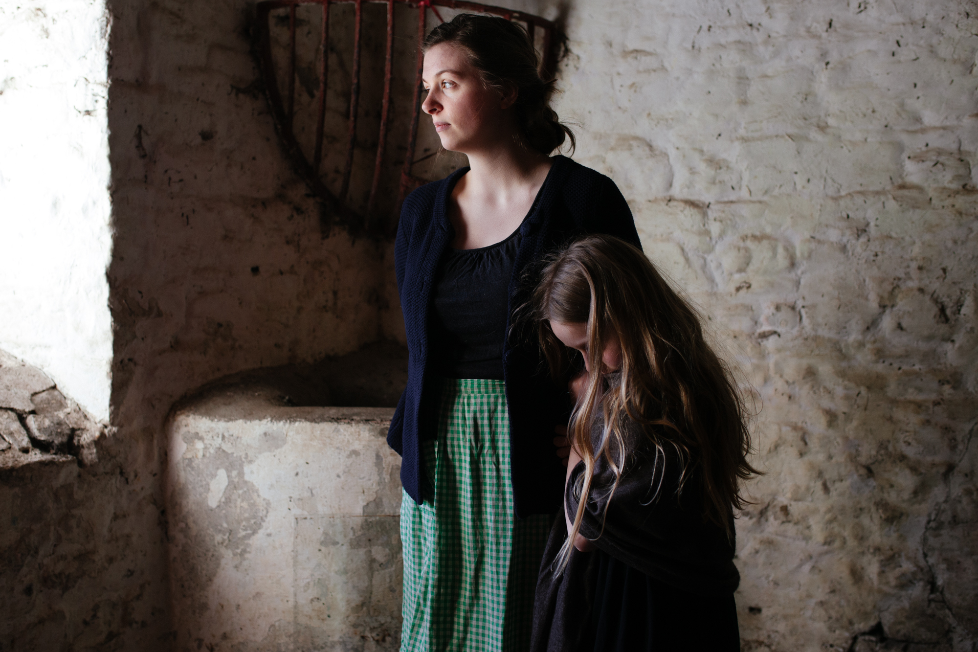 Spring arrives early in Wales. Honest, natural family portrait photography. London Children Photography 