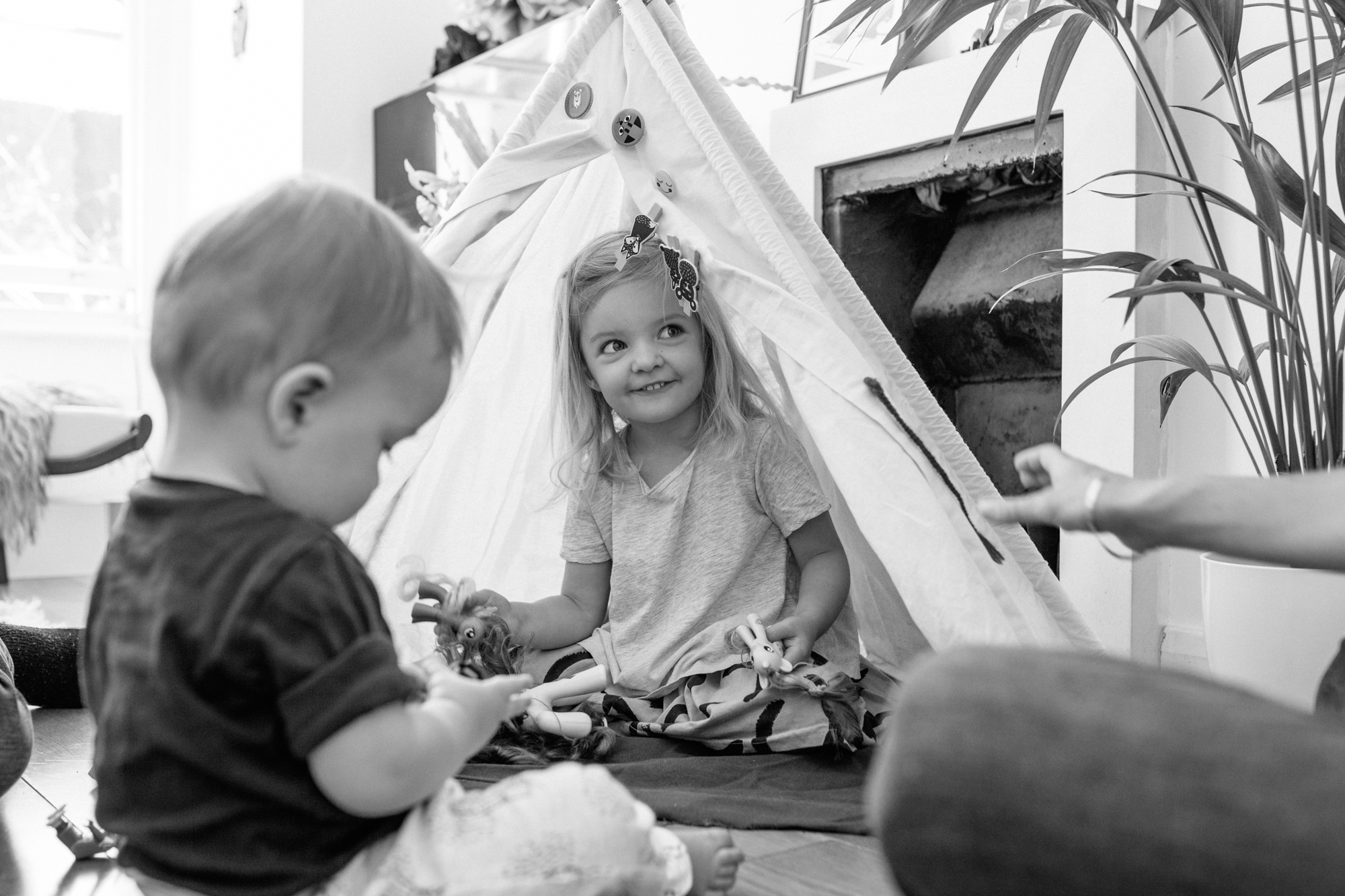 Richmond and Sheen family photographer London Children Photography 