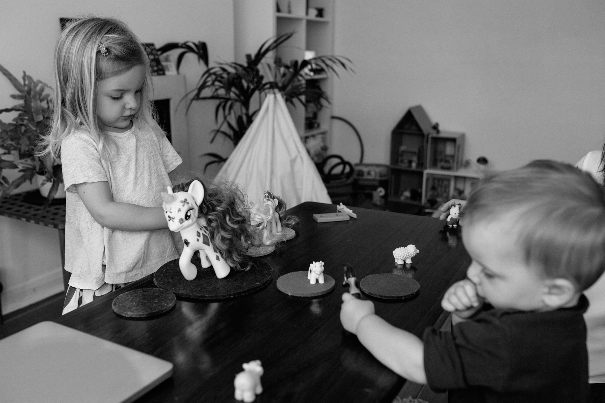 Richmond and Sheen family photographer London Children Photography 