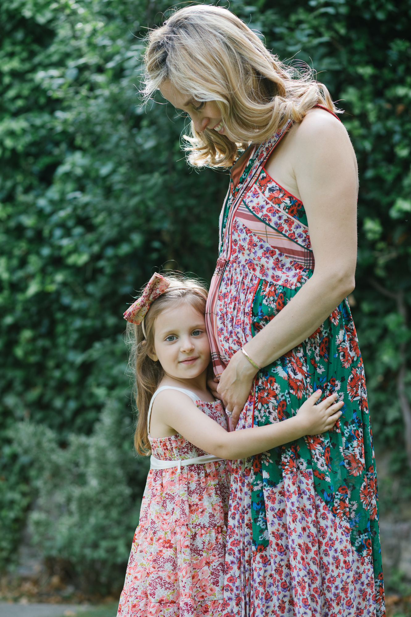 Family lifestyle photography in Primrose Hill, London London Children Photography 