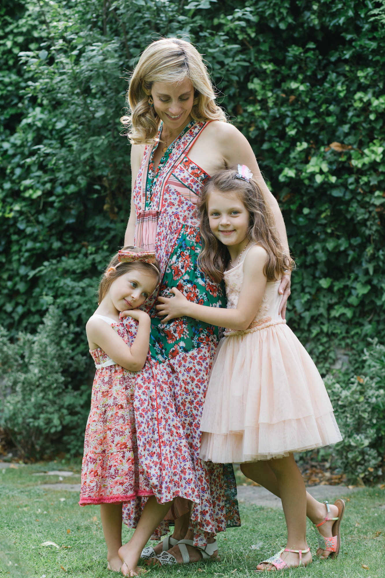 Family lifestyle photography in Primrose Hill, London London Children Photography 