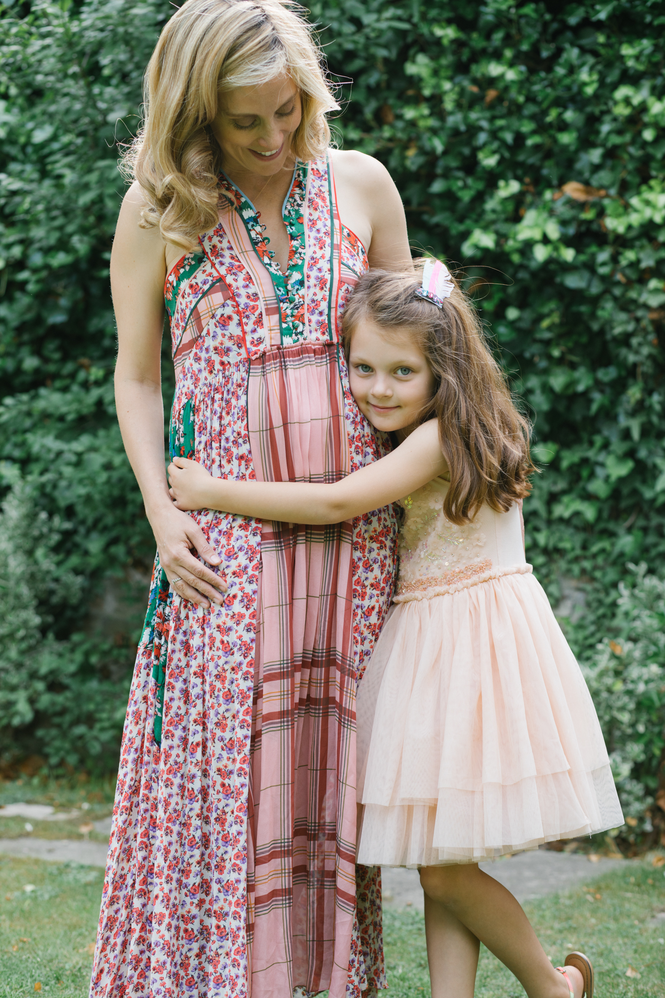 Family lifestyle photography in Primrose Hill, London London Children Photography 