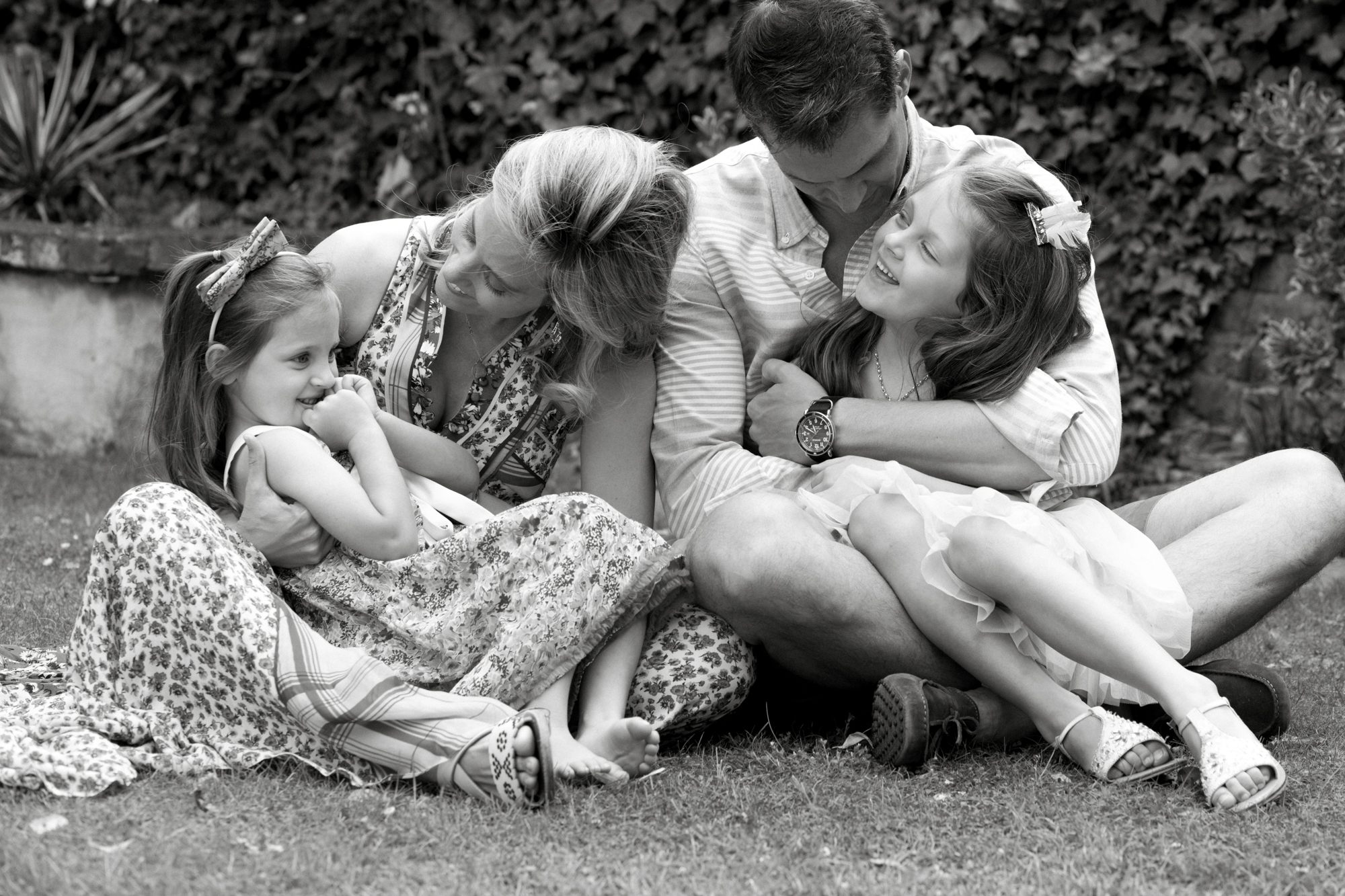 Family lifestyle photography in Primrose Hill, London London Children Photography 