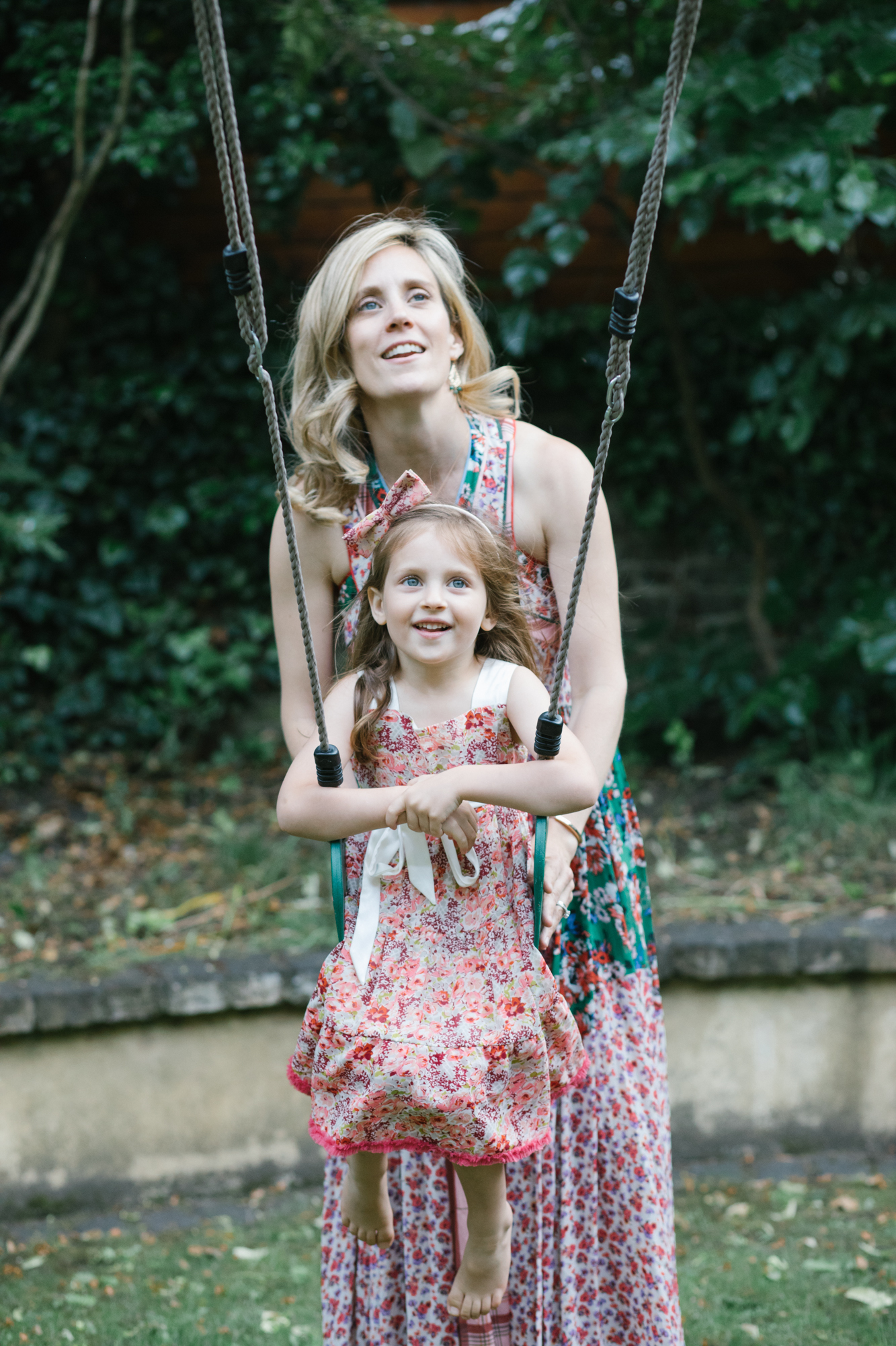 Family lifestyle photography in Primrose Hill, London London Children Photography 