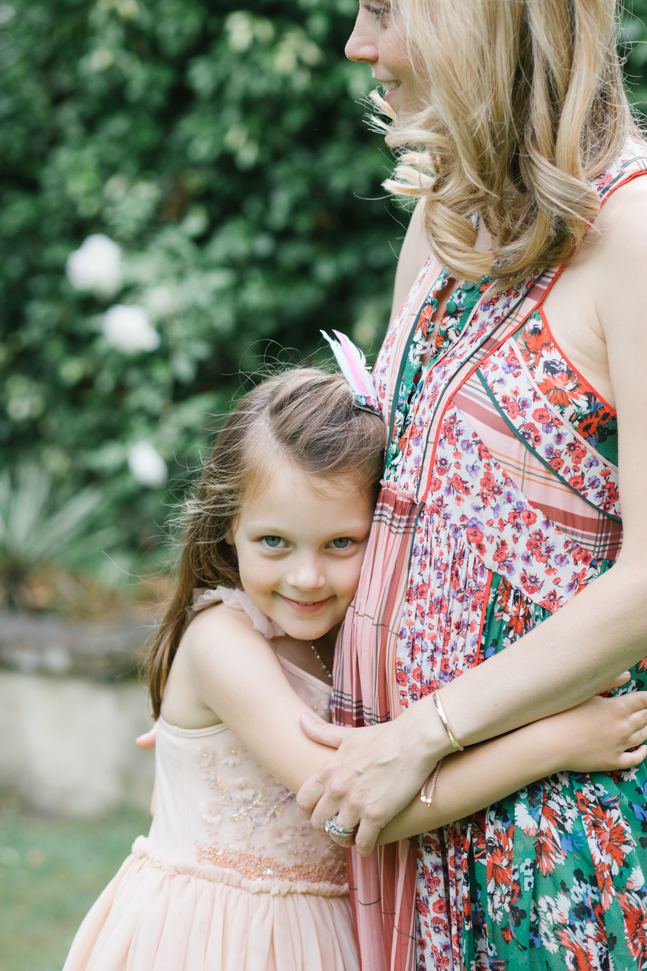 Family lifestyle photography in Primrose Hill, London London Children Photography 