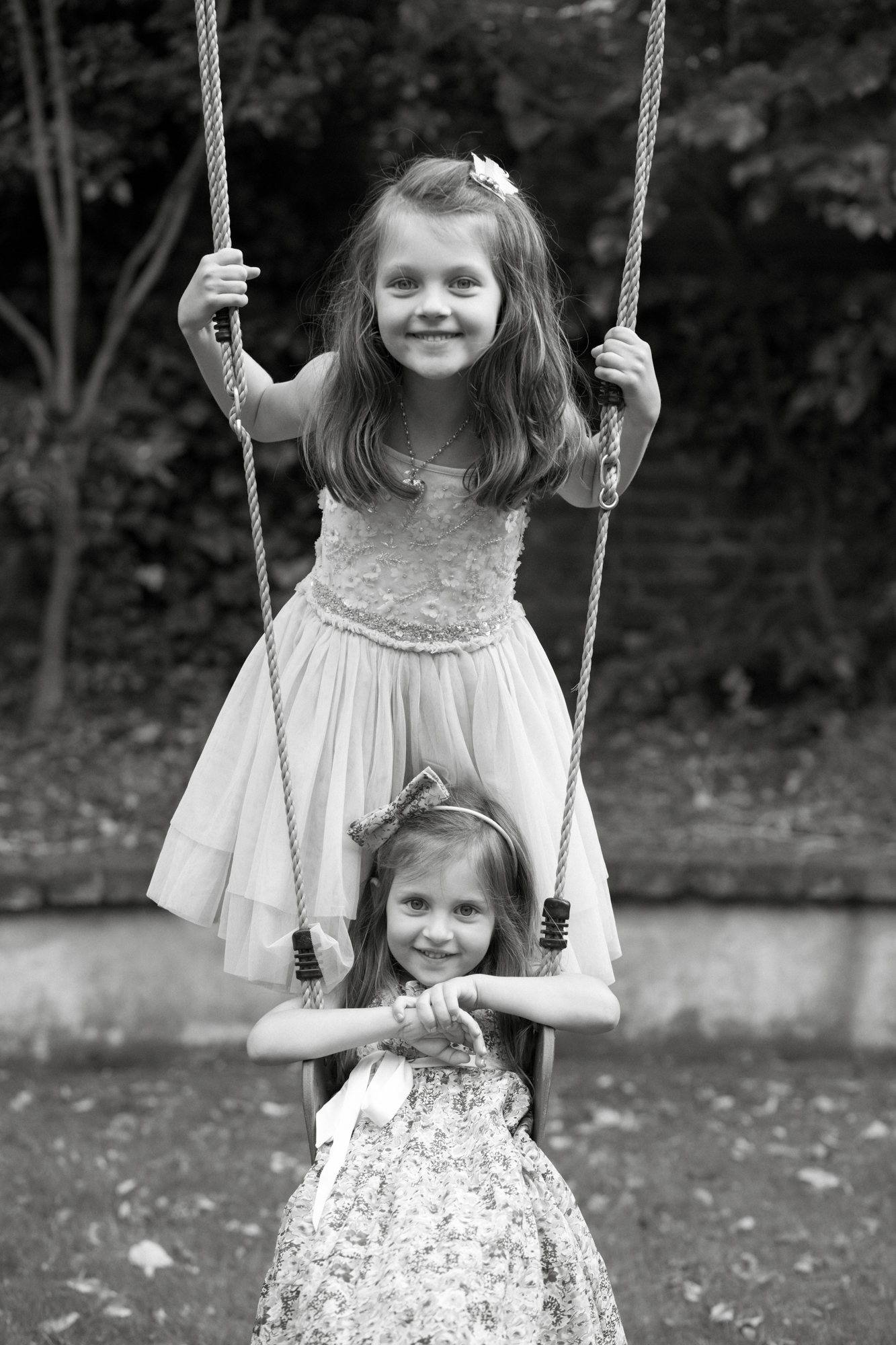 Family lifestyle photography in Primrose Hill, London London Children Photography 