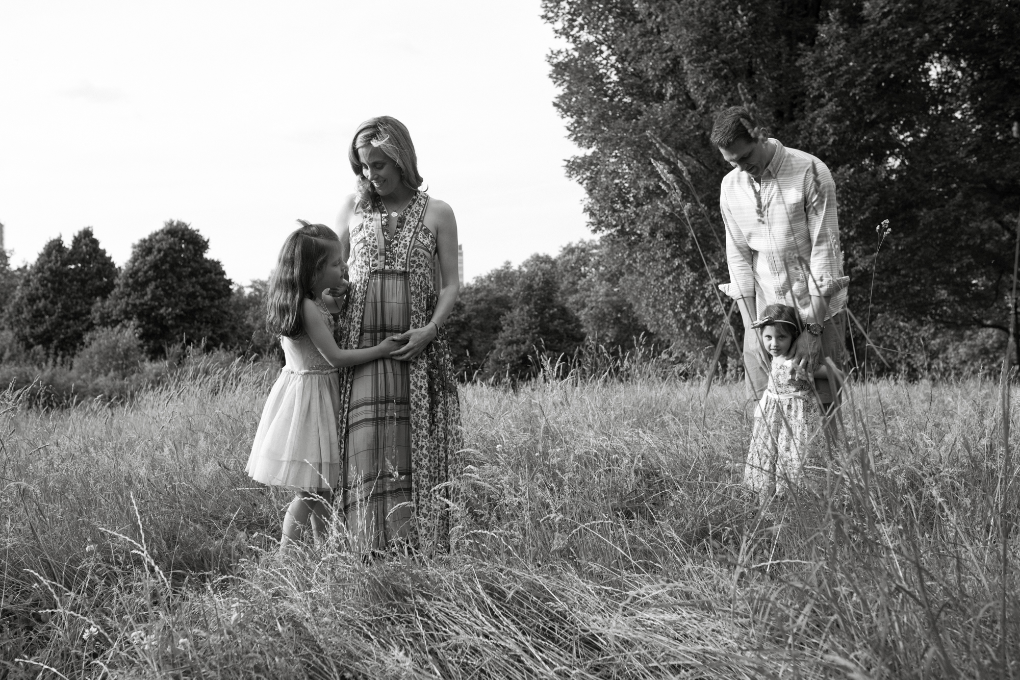 Family lifestyle photography in Primrose Hill, London London Children Photography 