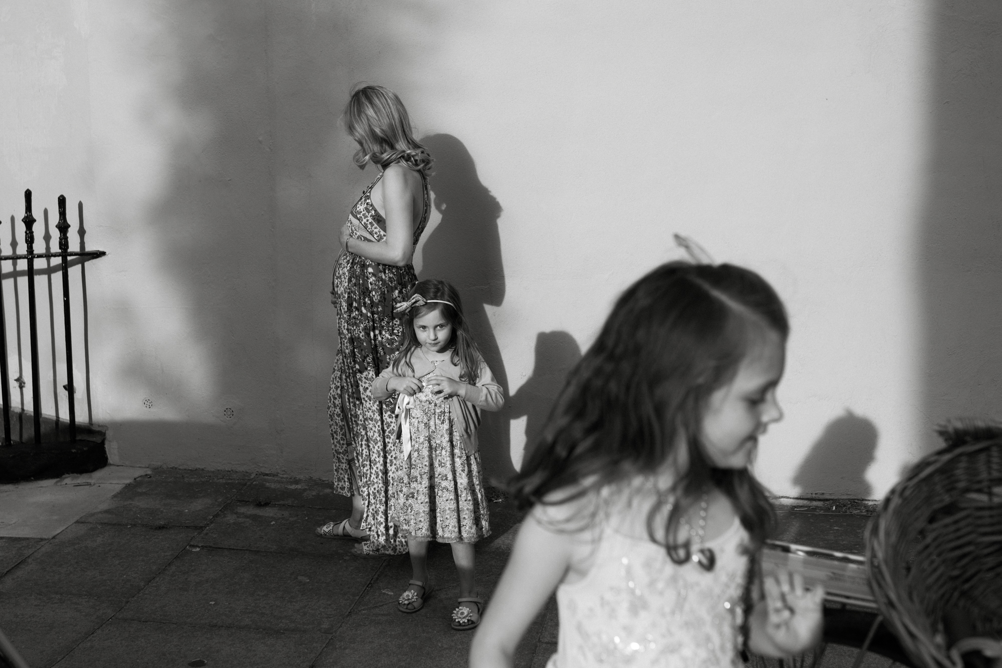 Family lifestyle photography in Primrose Hill, London London Children Photography 