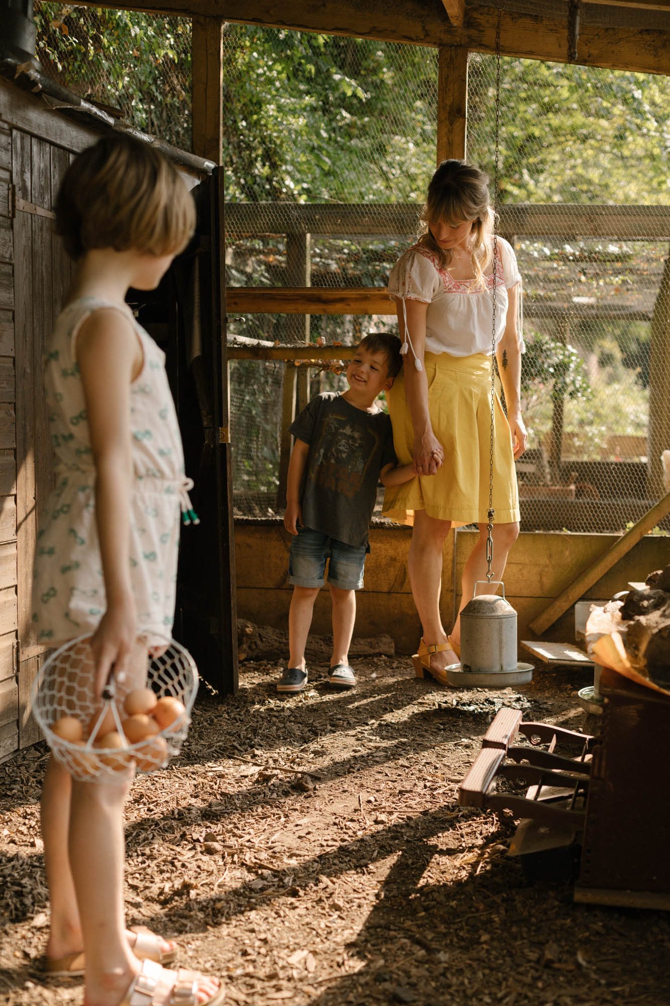 Motherhood session with Bethie Hungerford and kids London Children Photography 