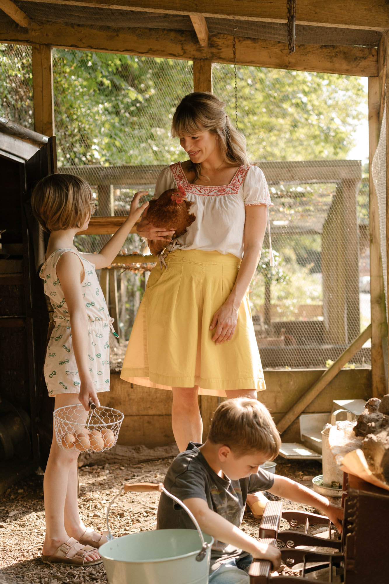 Motherhood session with Bethie Hungerford and kids London Children Photography 