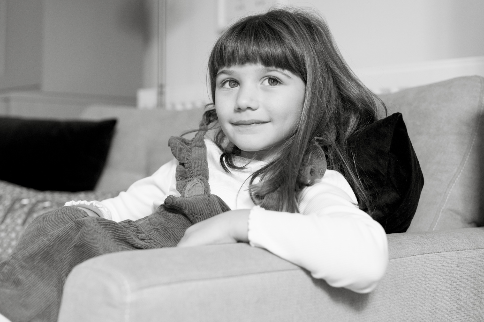 Autumn family portrait photography in Notting Hill Gate, London London Children Photography 