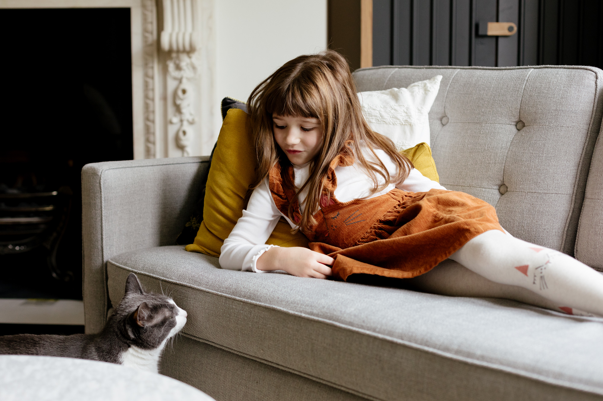 Autumn family portrait photography in Notting Hill Gate, London London Children Photography 