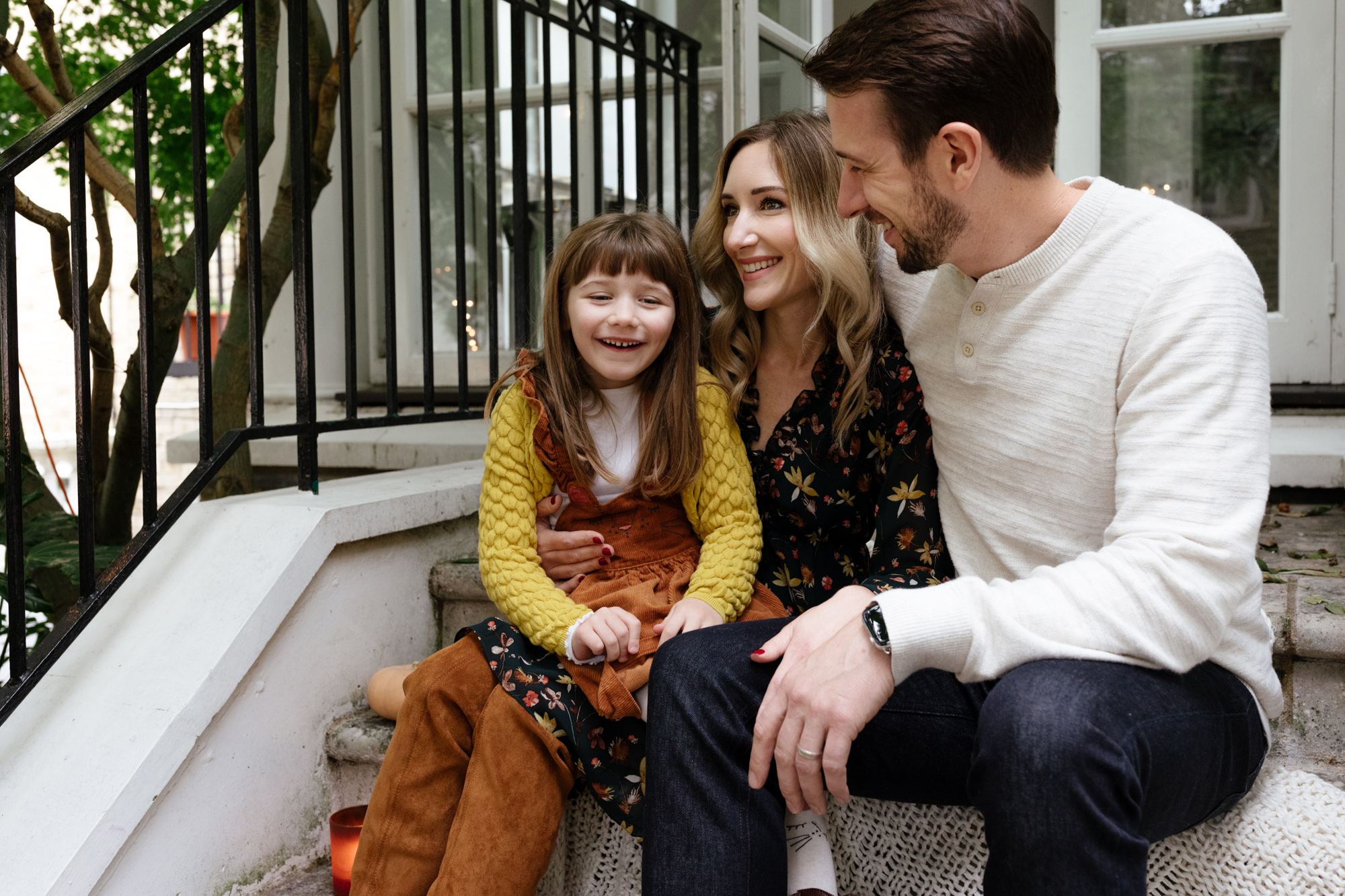 Autumn family portrait photography in Notting Hill Gate, London London Children Photography 
