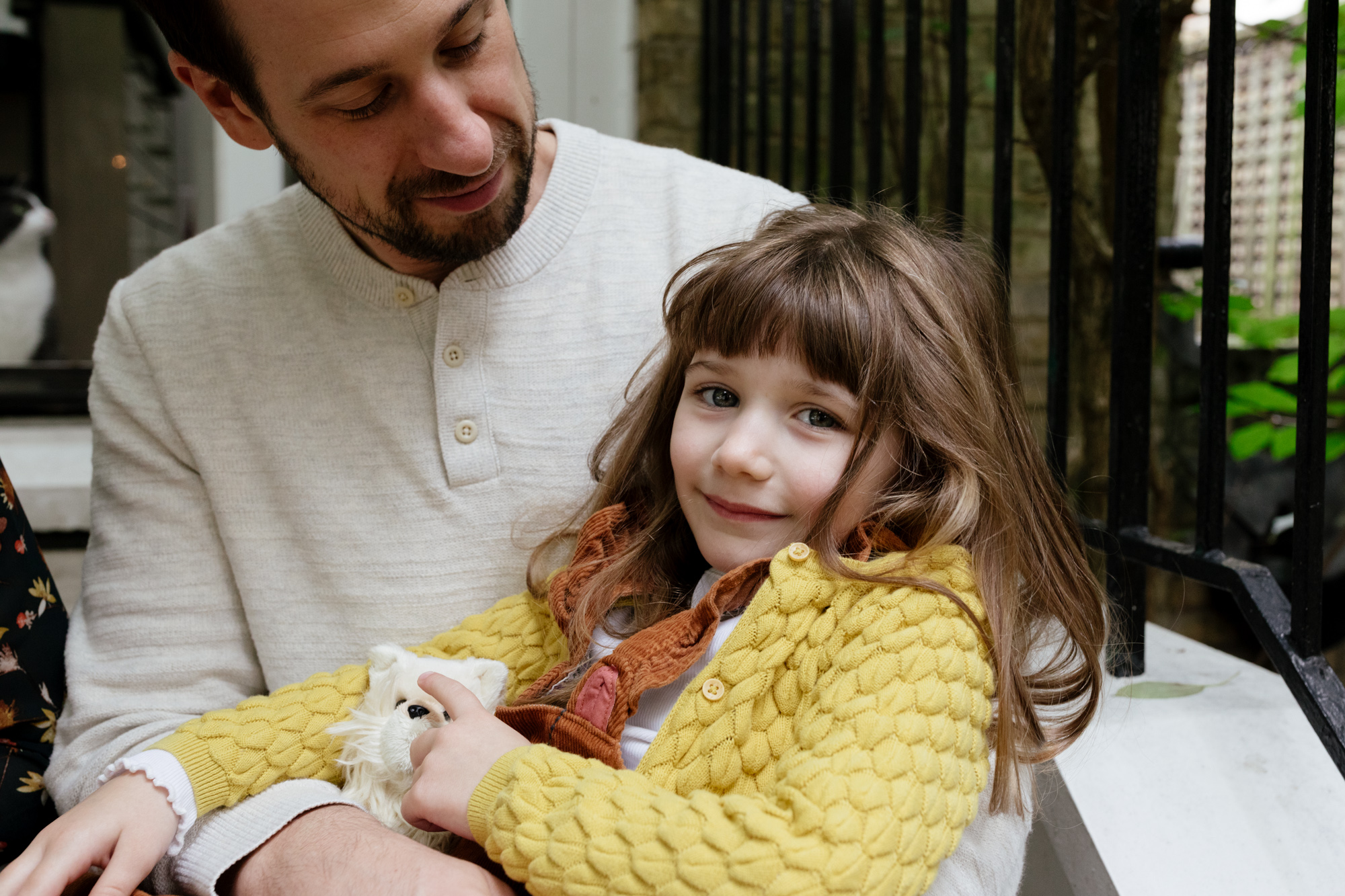 Autumn family portrait photography in Notting Hill Gate, London London Children Photography 