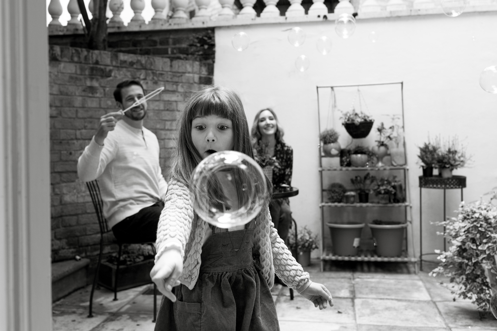 Autumn family portrait photography in Notting Hill Gate, London London Children Photography 