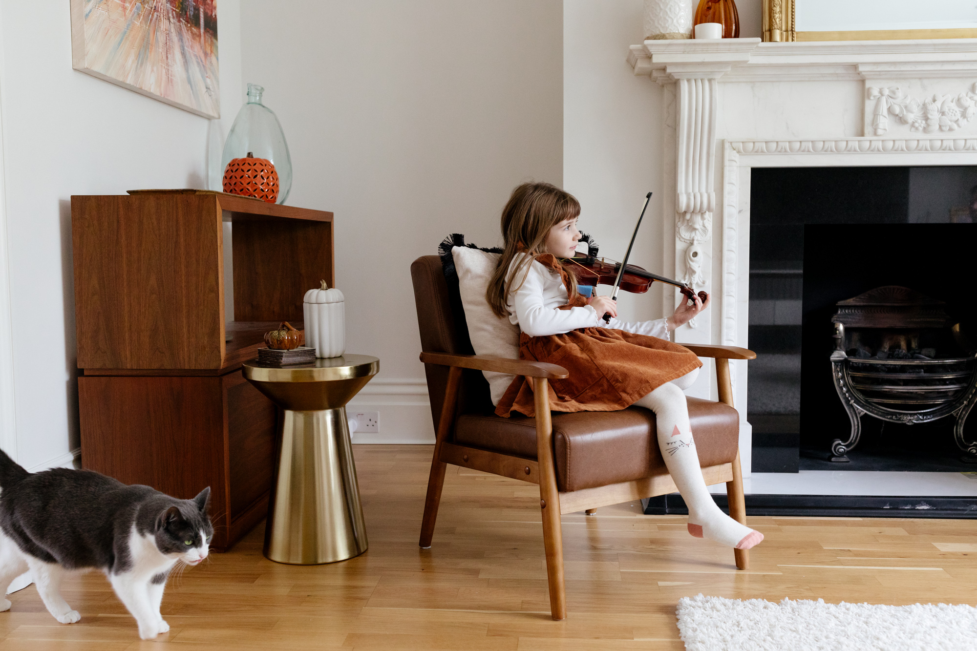 Autumn family portrait photography in Notting Hill Gate, London London Children Photography 