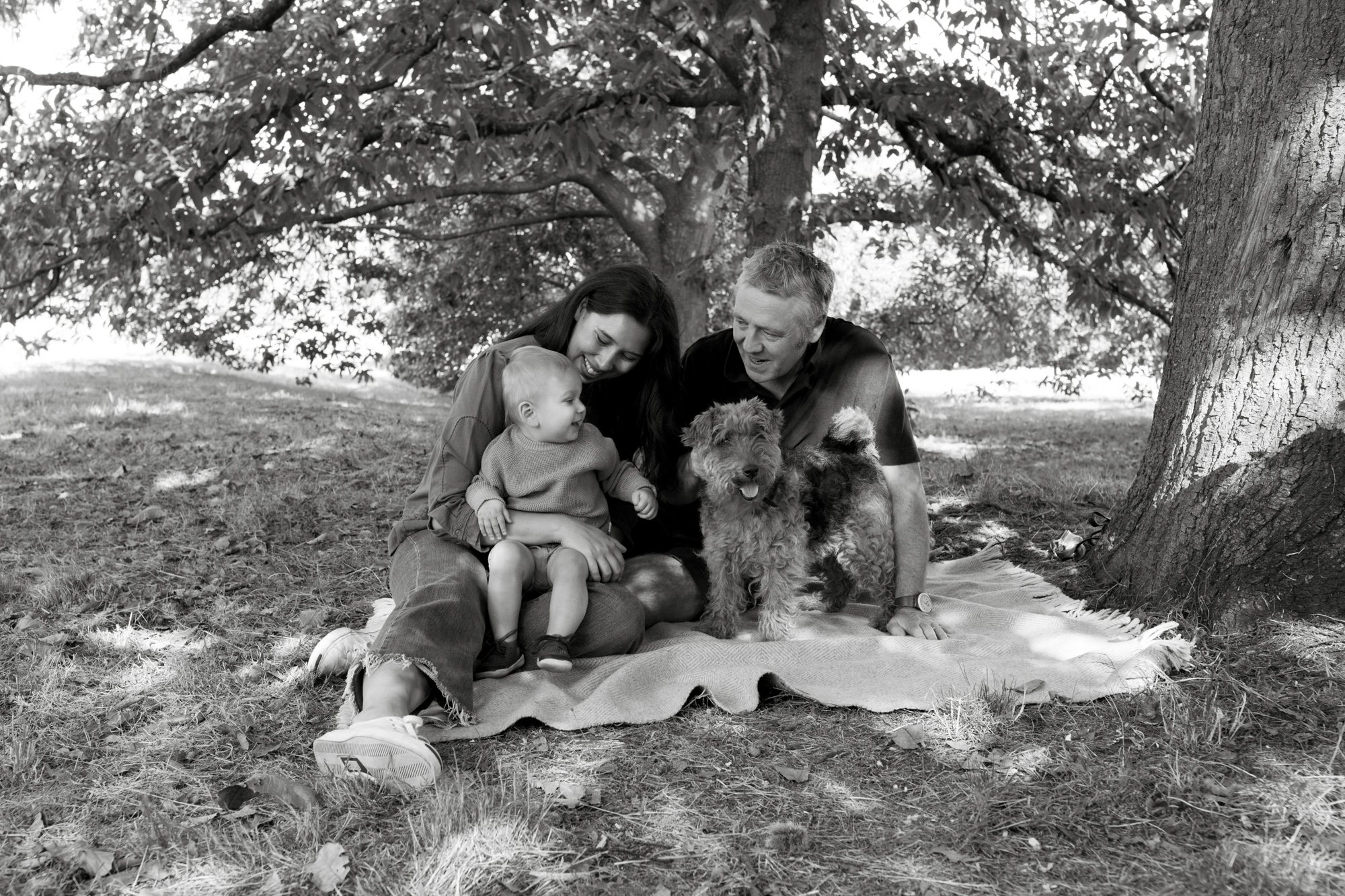 Natural light family portrait photographer, London London Children Photography 