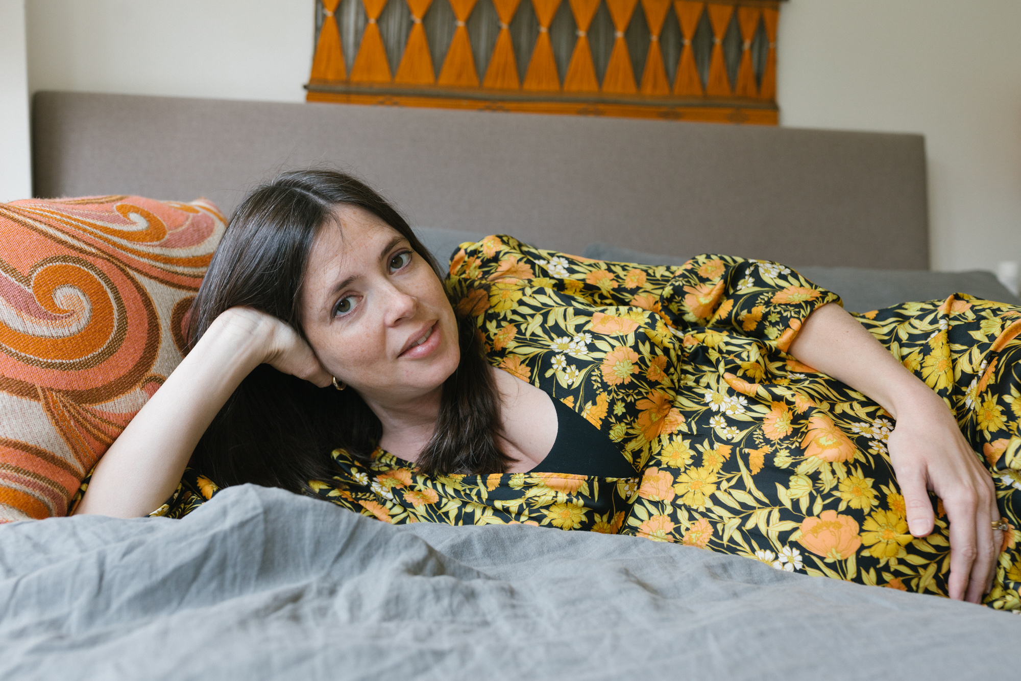 Portraits at home  with London family photographer Thea Courtney London Children Photography 