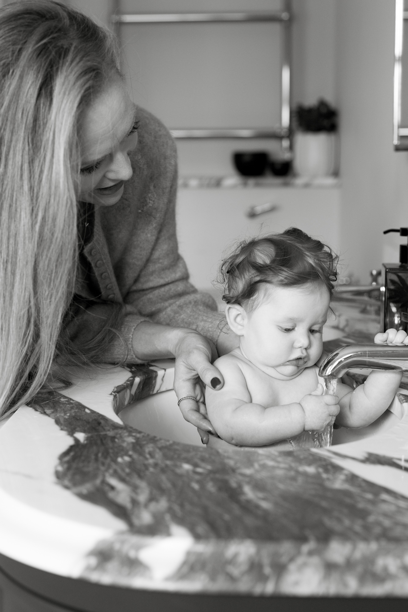 Bath time in pictures London Children Photography 